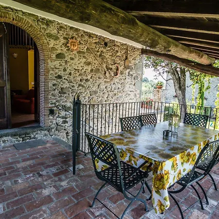 Agriturismo Chioi Barga Exterior photo